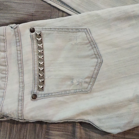 Free People Light Wash Skinny Jeans Lightly Distressed  Size 30 - Picture 4 of 8